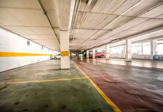 Parking space for sale in Cuatro Caminos, Coruña (A), La Coruña (A Coruña). 