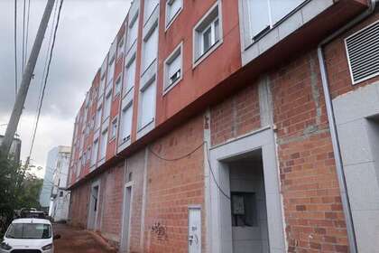 Wohnung zu verkaufen in Carral, La Coruña (A Coruña). 